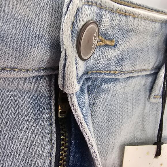 Cosmic Blue Love Womans 28/6 Jodie Midrise Denim Blue Jean Shorts in Riptide NEW - Picture 3 of 8